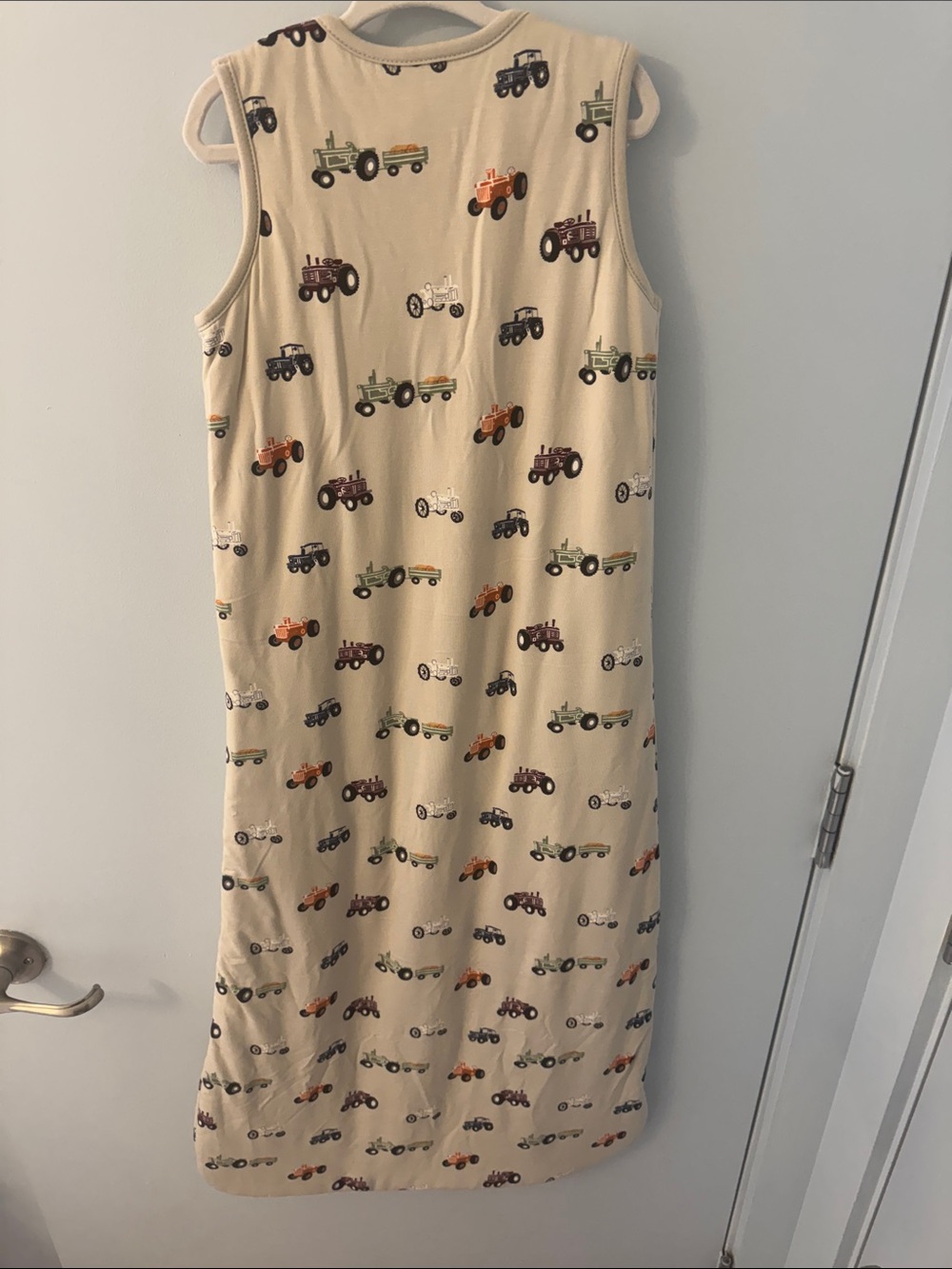Kyte BABY Cream Sleeveless Sleep Sack with Tractor Print - NWOT - Picture 3 of 4